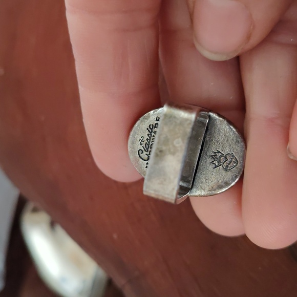 Classic Hardware Ring - Picture 6 of 6